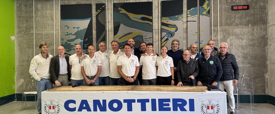 Lo staff tecnico con le autorit%c3%a0 2